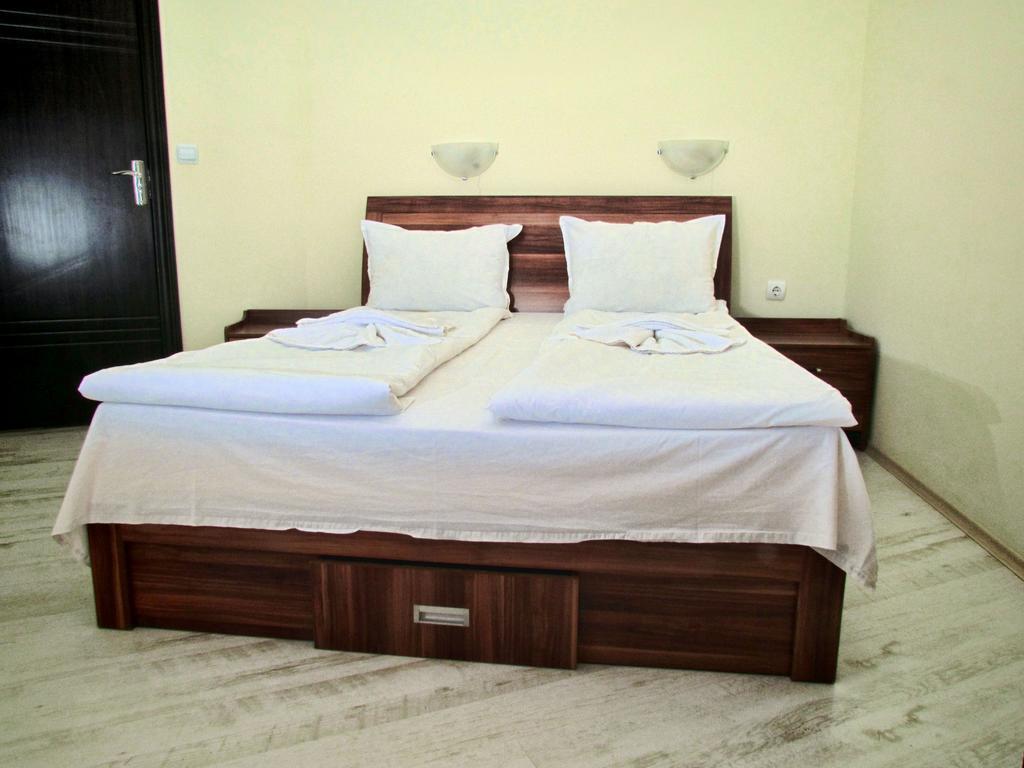 Afrodita Apartments 2 辛尼莫雷特 外观 照片